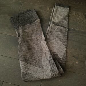 NUX Green/Gray Patterned Leggings